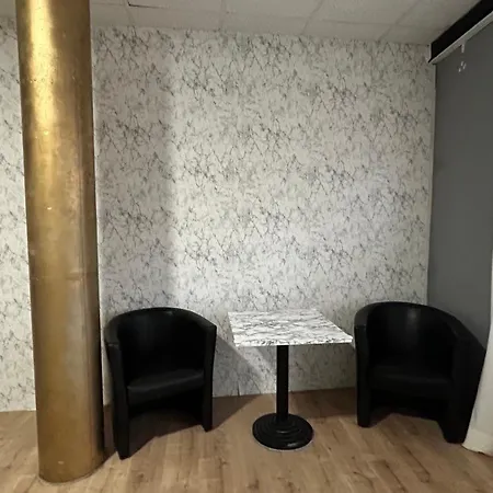 Lindenrooms 民宿 厄林根